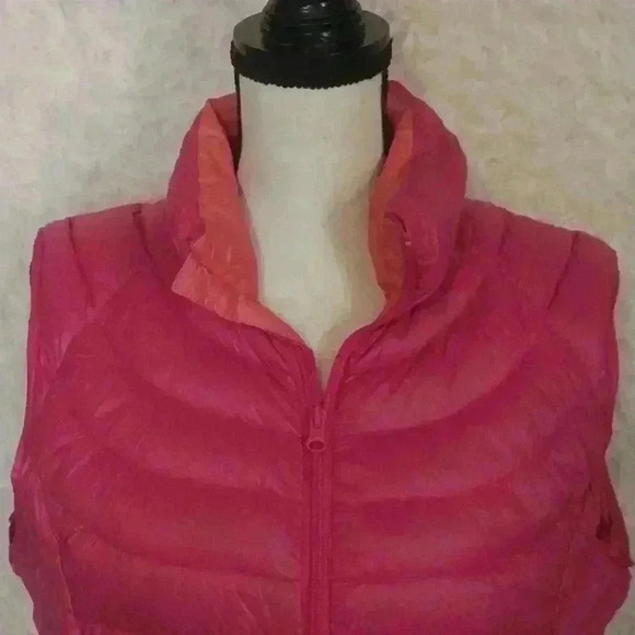 Bernardo Packable Hooded Performance Puffer Vest Women’s Size L Pink/Orange - Picture 5 of 8